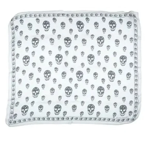 Alexander McQueen Skull Silk Scarf Ivory Black - Picture 6 of 6